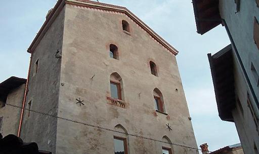 Casa Torre Ono Degno