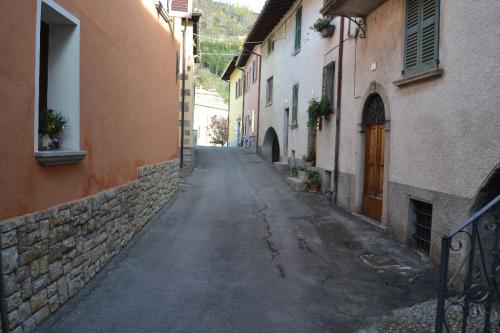 Via Piccini (2023)